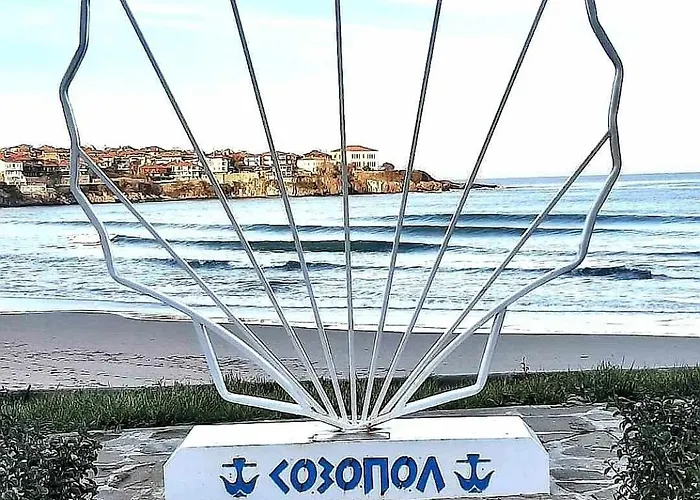 Апартамент Sea Time *