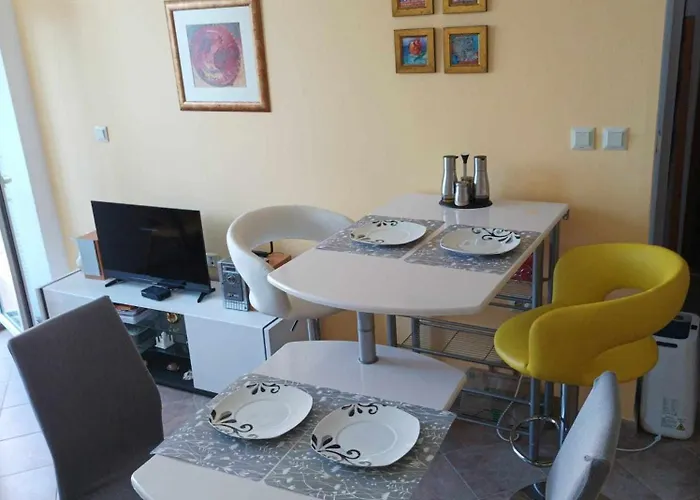 Sea Time Апартамент *